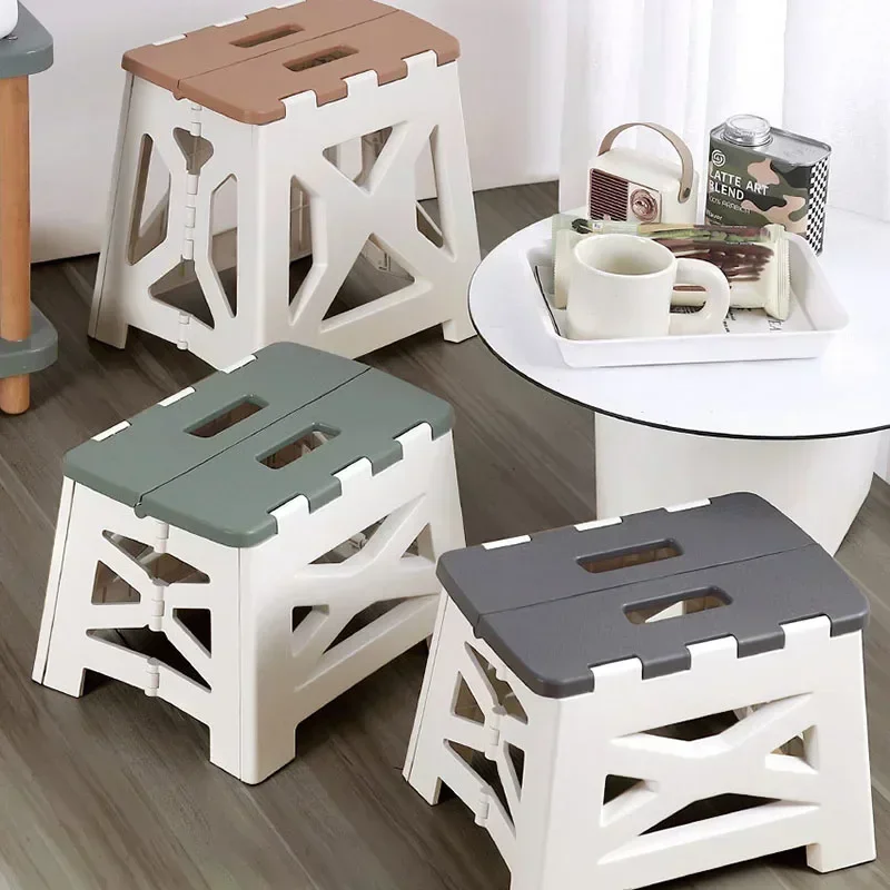 Portable Plastic Folding Stool - Kids Outdoor Seating のレビューと価格