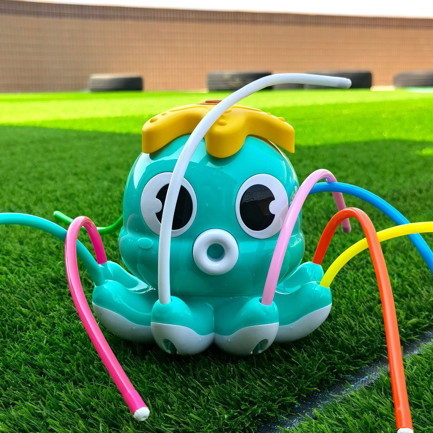 Octopus Sprinkler Water Spray  - Kids Outdoor Yard Tools のレビューと価格