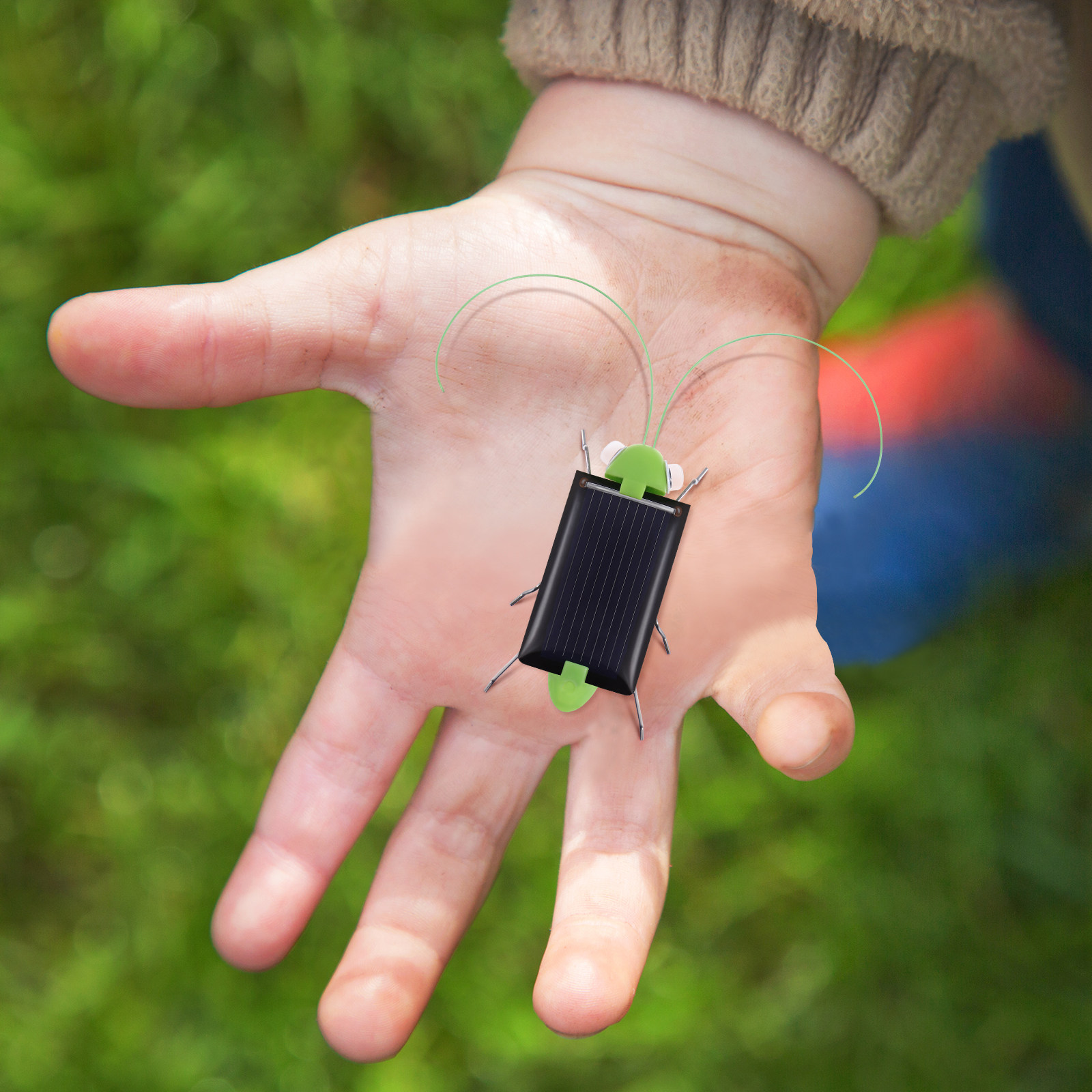 2Pcs Solar Energy Fake Insects - Kids Outdoor Gifts のレビューと価格